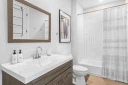 The Blackstone Manor - Image 4