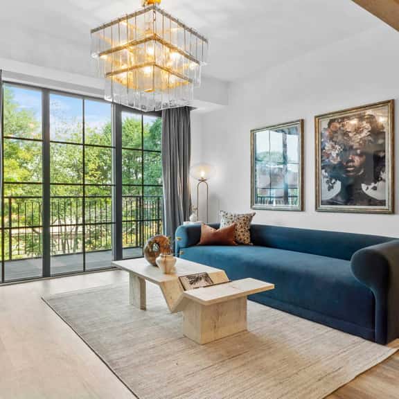 Bleau Vine Luxe Suite - Image 1