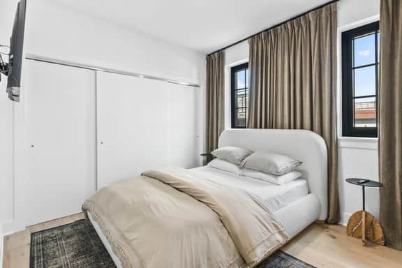 Olive Stone Loft - Image 5