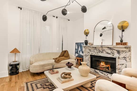 The Asi Haus - Image 3